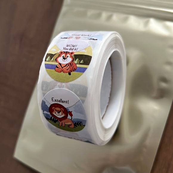 2/25$ 500 pcs Animal Stickers 1" inch (8 Designs) - Picture 3 of 7